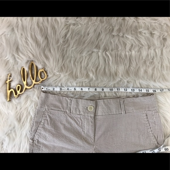 Ann Taylor Loft Shorts SZ 4 Tan Striped - Picture 7 of 8